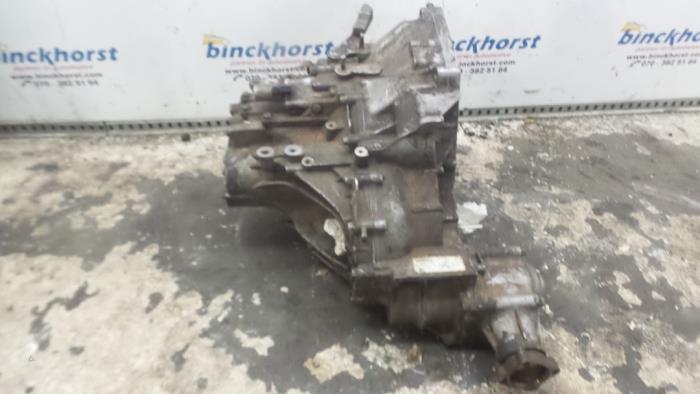 Versnellingsbak van een Honda CR-V (RE/RM) 2.2 i-DTEC 16V 4x4 2008