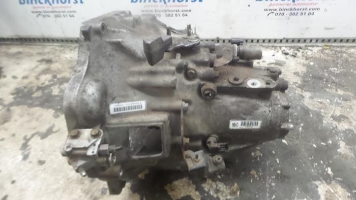 Versnellingsbak van een Honda CR-V (RE/RM) 2.2 i-DTEC 16V 4x4 2008