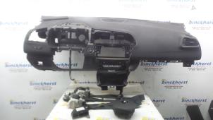 Gebruikte Airbag Set + Module Renault Kadjar (RFEH) 1.2 Energy TCE 130 Prijs € 1.417,50 Margeregeling aangeboden door Binckhorst BV