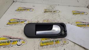 Gebruikte Portiergreep 4Deurs rechts-voor Volkswagen Golf Plus Prijs € 21,00 Margeregeling aangeboden door Binckhorst BV