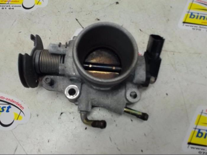Gebruikte Gasklephuis Mazda Demio (DW) 1.5 16V Prijs € 42,00 Margeregeling aangeboden door Binckhorst BV