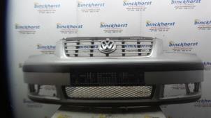 Gebruikte Voorbumper Volkswagen Sharan (7M8/M9/M6) 1.9 TDI 115 Prijs € 52,50 Margeregeling aangeboden door Binckhorst BV