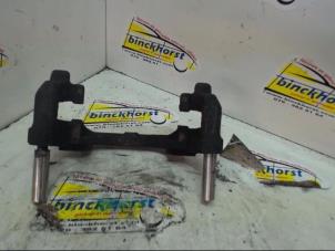 Gebruikte Remzadel rechts-achter Mazda 3 (BK12) 1.6i 16V Prijs € 26,25 Margeregeling aangeboden door Binckhorst BV