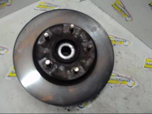 Gebruikte Fusee links-voor Hyundai Trajet 2.0 16V Prijs € 52,50 Margeregeling aangeboden door Binckhorst BV