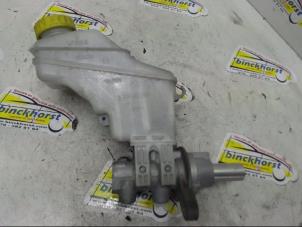 Gebruikte Hoofdremcilinder Peugeot Bipper (AA) 1.4 HDi Prijs € 31,50 Margeregeling aangeboden door Binckhorst BV