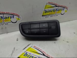 Gebruikte Schakelaar Licht Peugeot Bipper (AA) 1.4 HDi Prijs € 26,25 Margeregeling aangeboden door Binckhorst BV
