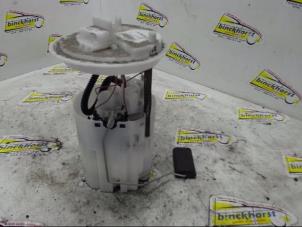 Gebruikte Tank element Pomp Opel Corsa D 1.4 16V Twinport Prijs € 42,00 Margeregeling aangeboden door Binckhorst BV