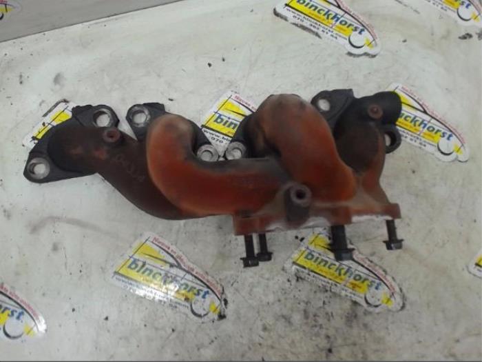 Gebruikte Uitlaatspruitstuk Nissan Primera (P11) 2.0 SRi 16V Prijs € 78,75 Margeregeling aangeboden door Binckhorst BV