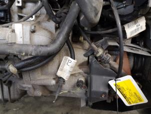 Gebruikte Versnellingsbak Ford Fusion 1.6 16V Prijs € 367,50 Margeregeling aangeboden door Binckhorst BV