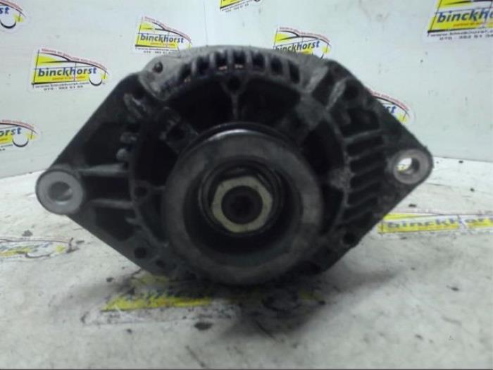 Gebruikte Dynamo Renault Kangoo Express (FC) 1.9 D 65 Prijs € 31,50 Margeregeling aangeboden door Binckhorst BV