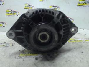 Gebruikte Dynamo Renault Kangoo Express (FC) 1.9 D 65 Prijs € 31,50 Margeregeling aangeboden door Binckhorst BV