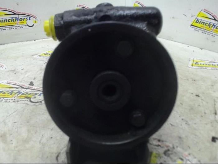 Gebruikte Pomp Servo Renault Kangoo Express (FC) 1.9 D 65 Prijs € 52,50 Margeregeling aangeboden door Binckhorst BV