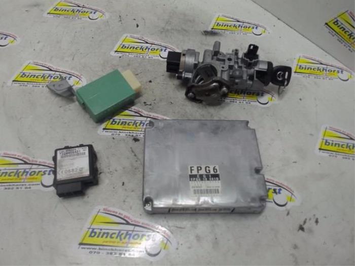 Gebruikte Kontaktslot + computer Mazda Premacy 1.8 16V Prijs € 131,25 Margeregeling aangeboden door Binckhorst BV