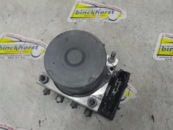 Gebruikte ABS Pomp Citroen C4 Berline (LC) 1.6 HDi 16V Prijs € 42,00 Margeregeling aangeboden door Binckhorst BV