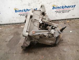 Gebruikte Versnellingsbak Peugeot 206+ (2L/M) 1.1 XR,XS Prijs € 210,00 Margeregeling aangeboden door Binckhorst BV