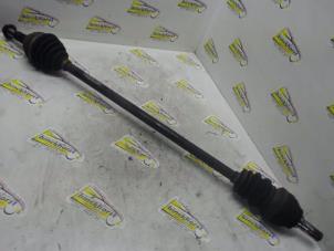 Gebruikte Homokineetas rechts-voor Opel Zafira (M75) 1.6 16V Prijs € 42,00 Margeregeling aangeboden door Binckhorst BV