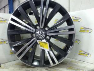 Gebruikte Velg Volkswagen Tiguan (AD1) 1.4 TSI 16V Prijs € 105,00 Margeregeling aangeboden door Binckhorst BV