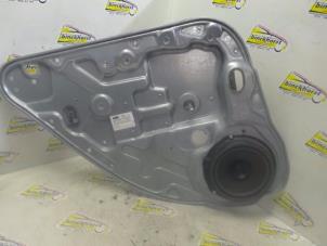 Gebruikte Ruitmechaniek 4Deurs links-achter Ford C-Max (DM2) 1.6 16V Prijs € 31,50 Margeregeling aangeboden door Binckhorst BV