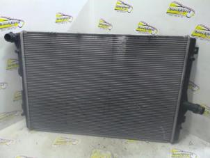 Gebruikte Radiateur Volkswagen Passat Variant (3C5) 2.0 TDI 16V 140 Prijs € 52,50 Margeregeling aangeboden door Binckhorst BV
