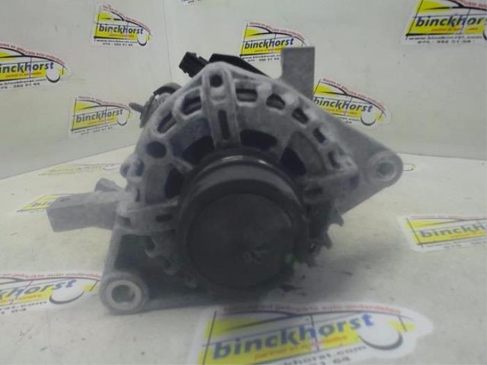 Gebruikte Dynamo Toyota Yaris III (P13) 1.33 16V Dual VVT-I Prijs € 52,50 Margeregeling aangeboden door Binckhorst BV