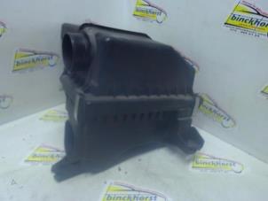 Gebruikte Luchtfilterhuis Mitsubishi Colt (Z2/Z3) 1.3 16V Prijs € 31,50 Margeregeling aangeboden door Binckhorst BV