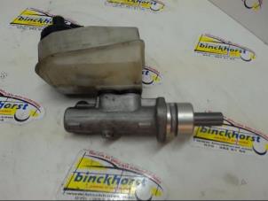 Gebruikte Hoofdremcilinder Renault Scénic I (JA) 1.6 16V Prijs € 36,75 Margeregeling aangeboden door Binckhorst BV