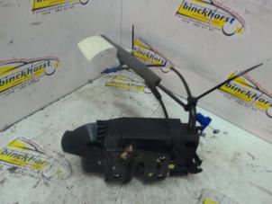 Gebruikte Deurslot Mechaniek 4Deurs rechts-voor Citroen C4 Grand Picasso (3A) 1.6 16V THP 155 Prijs € 52,50 Margeregeling aangeboden door Binckhorst BV