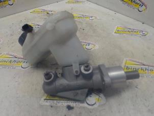 Gebruikte Hoofdremcilinder Renault Twingo II (CN) 1.2 16V Prijs € 26,25 Margeregeling aangeboden door Binckhorst BV