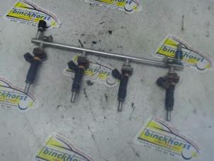 Gebruikte Injector brug Opel Zafira (M75) 1.8 16V Ecotec Prijs € 78,75 Margeregeling aangeboden door Binckhorst BV