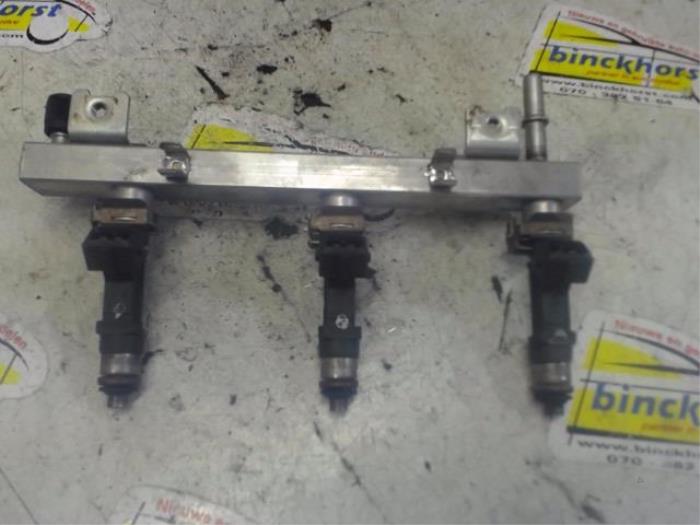 Gebruikte Common rail (Injectie) Opel Agila (A) 1.0 12V Twin Port Prijs € 26,25 Margeregeling aangeboden door Binckhorst BV