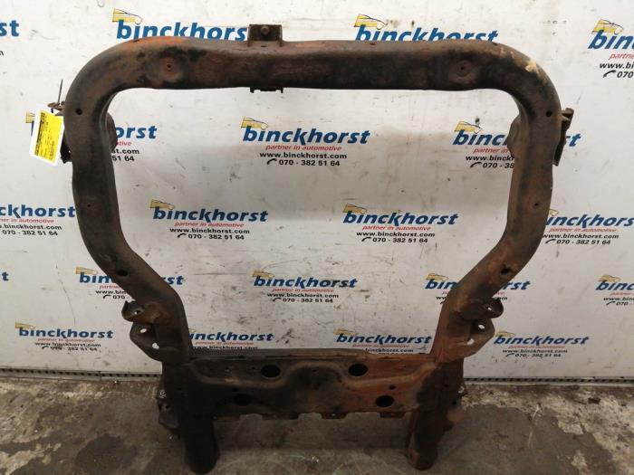 Gebruikte Subframe Volkswagen Transporter T5 1.9 TDi Prijs € 82,58 Inclusief btw aangeboden door Binckhorst BV