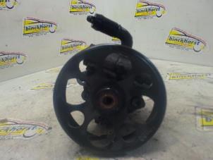 Gebruikte Servopomp Chevrolet Captiva (C140) 2.2 D 16V 4x4 Prijs € 105,00 Margeregeling aangeboden door Binckhorst BV