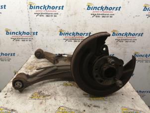 Gebruikte Draagarm links-achter Volkswagen Transporter T5 1.9 TDi Prijs € 87,66 Inclusief btw aangeboden door Binckhorst BV