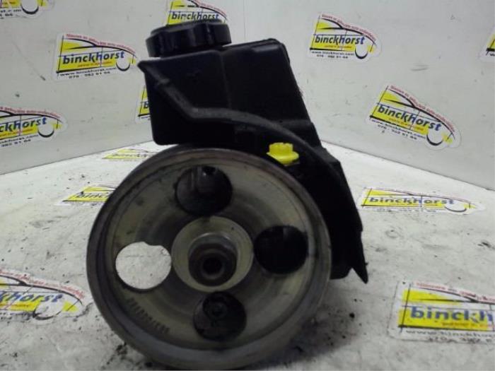 Gebruikte Servopomp Peugeot 206 (2A/C/H/J/S) 2.0 XS,XT HDi Prijs € 52,50 Margeregeling aangeboden door Binckhorst BV
