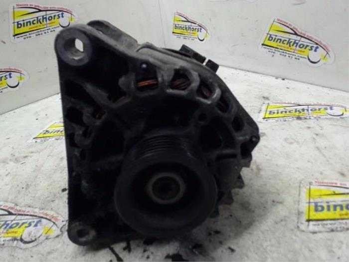 Gebruikte Dynamo Peugeot 206 (2A/C/H/J/S) 1.1 XN,XR Prijs € 36,75 Margeregeling aangeboden door Binckhorst BV