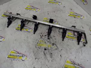 Gebruikte Injector brug BMW 3 serie (E46/4) 320i 24V Prijs € 78,75 Margeregeling aangeboden door Binckhorst BV