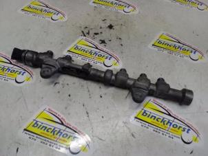 Gebruikte Verstuiver brug Opel Astra J Sports Tourer (PD8/PE8/PF8) 1.3 CDTI 16V ecoFlex Prijs € 63,00 Margeregeling aangeboden door Binckhorst BV