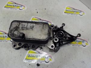 Gebruikte Oliekoeler Mercedes E (W212) E-200 CDI 16V BlueEfficiency,BlueTEC Prijs € 31,50 Margeregeling aangeboden door Binckhorst BV