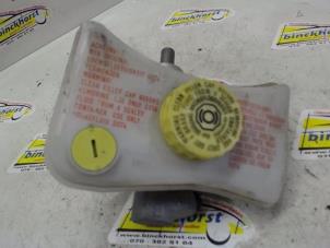 Gebruikte Hoofdremcilinder Audi A4 Avant (B7) 2.0 TDI 16V Prijs € 36,75 Margeregeling aangeboden door Binckhorst BV