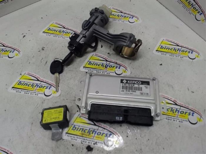 Gebruikte Kontaktslot + computer Hyundai Getz 1.3i 12V Prijs € 94,50 Margeregeling aangeboden door Binckhorst BV