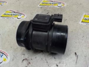 Gebruikte Luchthoeveelheidsmeter Renault Megane III Grandtour (KZ) 1.5 dCi 110 Prijs € 40,95 Margeregeling aangeboden door Binckhorst BV