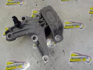 Gebruikte Motorsteun Renault Megane III Grandtour (KZ) 1.5 dCi 110 Prijs € 21,00 Margeregeling aangeboden door Binckhorst BV