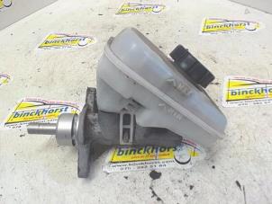 Gebruikte Hoofdremcilinder Opel Corsa C (F08/68) 1.0 12V Prijs € 19,95 Margeregeling aangeboden door Binckhorst BV
