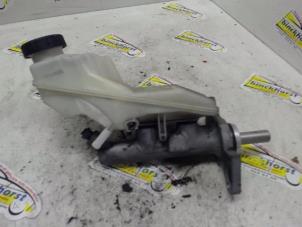 Gebruikte Hoofdremcilinder Toyota Corolla (E12) 1.8 16V TS VVT-i Prijs € 26,25 Margeregeling aangeboden door Binckhorst BV