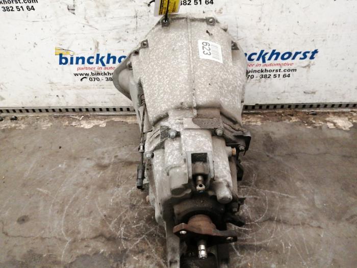 Versnellingsbak van een Mercedes-Benz C (W203) 1.8 C-200K 16V 2005