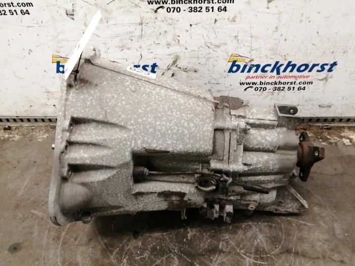 Versnellingsbak van een Mercedes-Benz C (W203) 1.8 C-200K 16V 2005