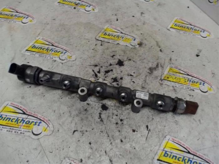 Gebruikte Injector brug Seat Ibiza ST (6J8) 1.2 TDI Ecomotive Prijs € 52,50 Margeregeling aangeboden door Binckhorst BV