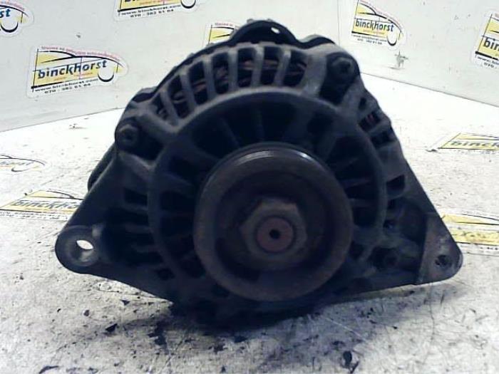 Gebruikte Dynamo Mitsubishi Galant Wagon (EA/EC) 2.0 16V Prijs € 30,45 Margeregeling aangeboden door Binckhorst BV