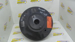 Gebruikte Rembooster Volkswagen Passat (3C2) 1.9 TDI Prijs € 52,50 Margeregeling aangeboden door Binckhorst BV