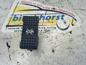 Gebruikte Schakelaar ESP Iveco New Daily IV 35C15V, 35C15V/P Prijs € 31,76 Inclusief btw aangeboden door Binckhorst BV